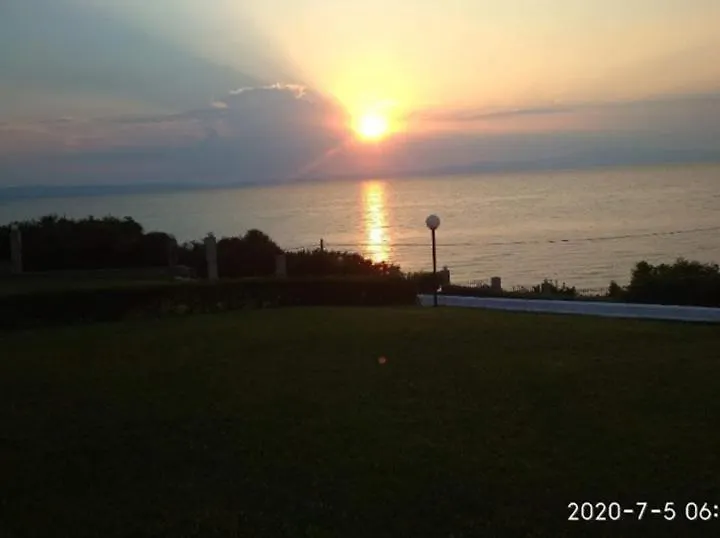 Yades Elegant Villa 2 Minutes Away From The Beach Kallithea  Dom wakacyjny Kallithea (Chalkidiki)
